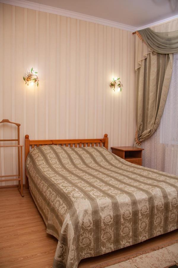 Hotel Piligrim 1 Mykolajiw Exterior foto